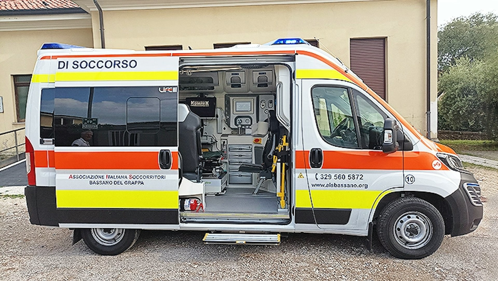 La nostra Nuova Ambulanza • News • Associazione Italiana Soccorritori Bassano del Grappa